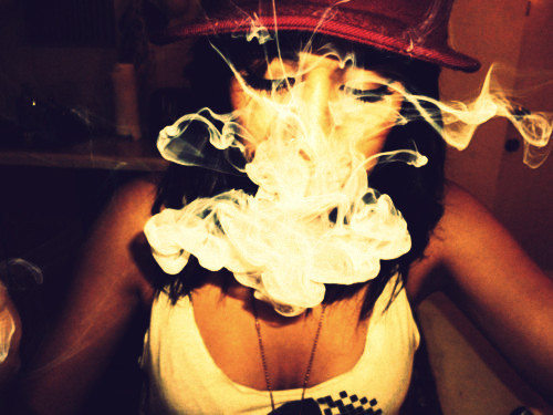 iStonerChicks's profile picture. Showing the most beautiful chicks in the world, the stoner chicks!

Send pictures to: stonerchicks@ymail.com.          Or just tweet me