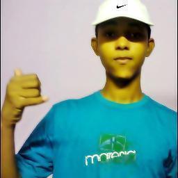 Só quero uma resposta, sabe o por quê,
que os gurreros viram heróis só depois de morrer.
