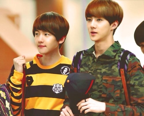 อันย๊อง～ ติ่งเกาคนนี้ชื่อฟ้าใส เพราะสวยและรวยมาก(?) เป็นเอลฟ์เมนคยูและเอ็กโซติกเมนชานยอลกับพี่คริสจ้า～ ฟอลมาฟอลกลับ^_^ line; clearskydiary