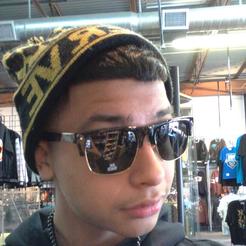 school: davis  hs sophmore love shoes and im awesome