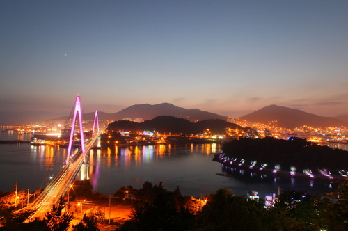 ohyeosu2020's profile picture. 여수의 각종 소식을 실시간 알려드립니다