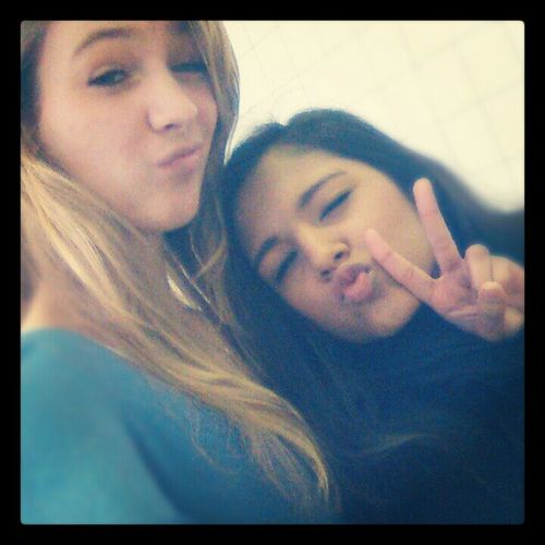 araenyarafeit's profile picture. ik houd van mijn vrienden en neefje koen! Sony Xperia s lover 4 ever! korfbal:) al mijn uitspraken