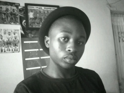 I love House music. I'm not a dj am just in love with House music.