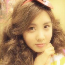 อันยอง .. ชั้น 'ซอฮยอน' แห่งวง SNSD ซอน่ารักและใสซื่อ ซอเฟรนลี่และน่ากอด อยากรู้จักซอมากกว่านี้ ก็ลองฟอลมาสิคะ ~ ♥