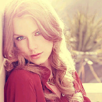 Your daily Taylor Swift source, check our tweets for updates, news, picture, facts, and games ! We are Swiftipedia, as complete as Wikipedia ♥