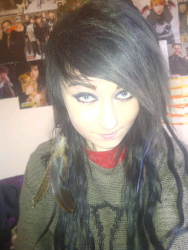 @p00n_destroyer is fab, FOLLOW HER FFS