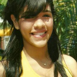 *-- Linda ,Modelo,16 anos :D estudante, amiga,  Sequidora de Jesus