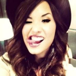 just a lovatic dreaming your dream and making him real xx