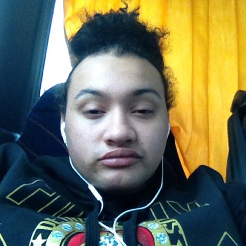 CHYNABLUEE's profile picture. Toronto-Montréal-Winnipeg 
House music, Hip Hop, Real Rap 
Family above everything