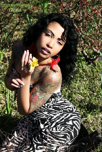 Caution4U's profile picture. I Am A Inspiring Artist From St.louis, I Also Model And Vixen From Time To Time. I Am Confident &Determine.I Love Life And Live. Simple.       #TeamSerious