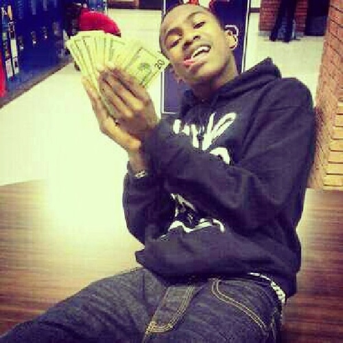 I got enuf dead hmies Idnt want nomo!13.1sht #BenHadSht #icanFukYoBitch #FukHaFeelins#R.I.P DILLY#CreezyGANG ' !