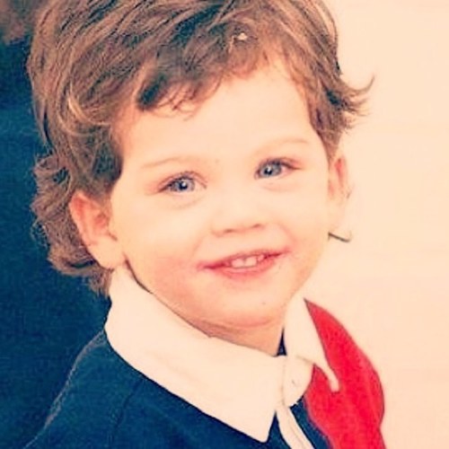 Demigod, Killjoy, filha de Plutão e um orgulho enorme de ser romana. Matando monstros desde 24/01/2011. Jake Bugg.
