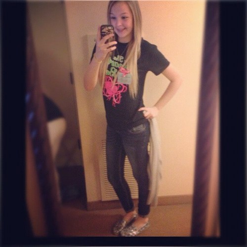 Basketball is my everything. 
God is my Savior.
anndd family and friends keep me going. 
❤