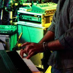 MaqOdreman's profile picture. Músico Venezolano, Estudiante de Ars Nova, Compositor, Pianista.