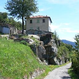 A 1350 m sulle Alpi Liguri, un Rifugio inconsueto vista mare. Sempre aperti fino a fine settembre! Per info +393275559519