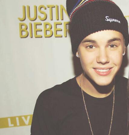 90's. #BELIEVE and stay strong. Amo a Kidrauhl y a 1D. Sonríe porque Justin te ama.