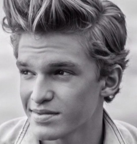 Welcome to your daily dose of Cody Simpson. Follow for the latest News,Photos,Videos & more! :)