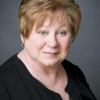 Angie Desmarais (she/her) (@desmars) 's Twitter Profile