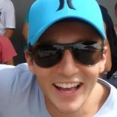 Chato, retardado,idiota...aaahhh e ia me esquecendo mentiroso!