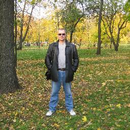 Santeech's profile picture. 