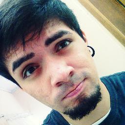 Victor , Chato , 17 anos , ciumento , fofo , lindo ,    Slipknot , Guitarra , Bateria , Follow eu ;3