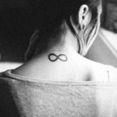 Alejándome de la perfección, soy el amor de tu vida pero me puedes llamar Ana. Hasta el infinito, con tigo o sin ti,15. ∞
http://t.co/qHPHS0SeQ3