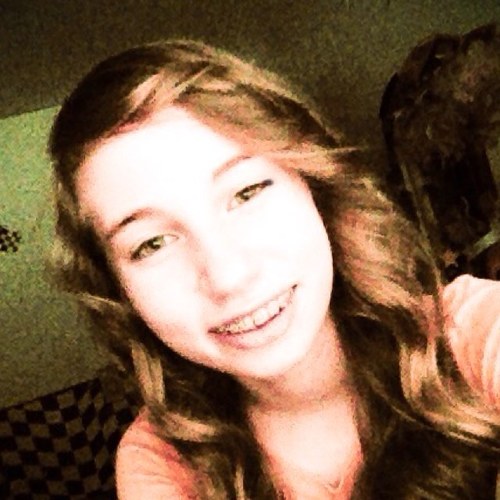 13 years young. Follow me, I follow back ❤Cheer and Softball❤