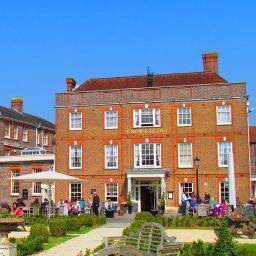 Newly refurbished hotel in the heart of Dorset by the River Stour.
crownhotel.events@hall-woodhouse.co.uk