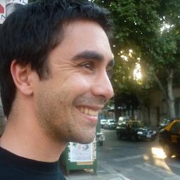 Android developer, jugador de fútbol frustrado, good food and travelling lover