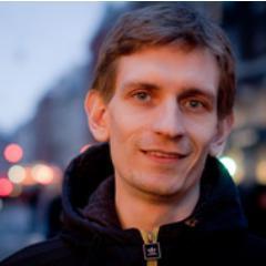 ChrBurfelt's profile picture. Nørd og legebarn, som deler navn med nudiststrand i Luxembourg.