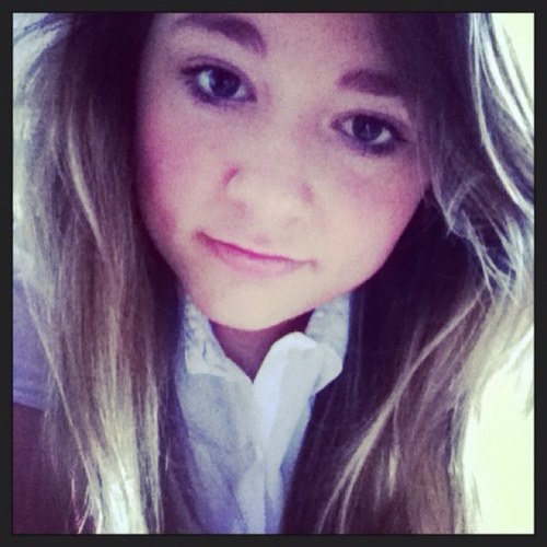 chantallee,follow me and ill follow back subcribe to my facebook