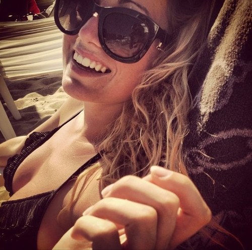 NinaCharlene's profile picture. Sometimes good things fall apart so better things can fall together