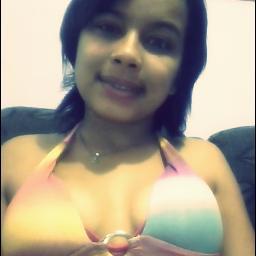 Hoje sim levo a vida Q; sonhei, corro pelo que é meu e pela minha felicidade &' se foda o resto !* , &' o que me falta ainda . sei que vem com o tempo !*