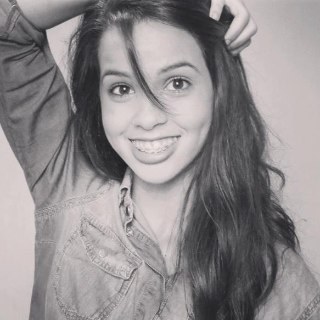 Amamos muito o fato da Ana Leticia AMAR nosso JB e torcemos para que ela conheça o Justin ~ oficializado 23:02 hrs / 14.03.13