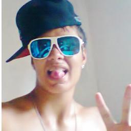 Hoje não sou nada! !Mas amanhã? Então não me julgues hoje, para não ter que te condenar amanhã.
http://t.co/xXjxpu9N