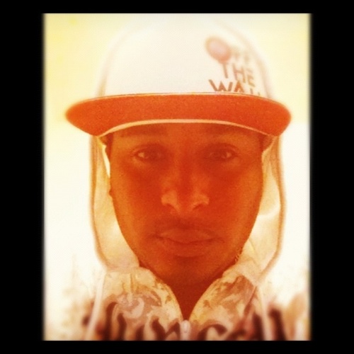 I put on for my CITY!!! Life is too short, ENJOY it! Happiness is key *Kool Aid smile* lmao #SurfsUpHoe #LongBeachNYNotCalifornia