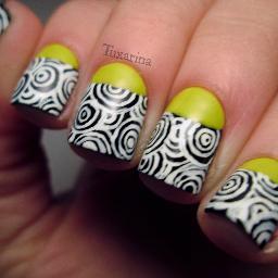 Just another nail blogger lovin her polish and trying my hand (haha!) in some nail art!