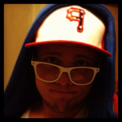 MatteEriksson_'s profile picture. Hänger på twitter för finans och fotboll ⚽️💵