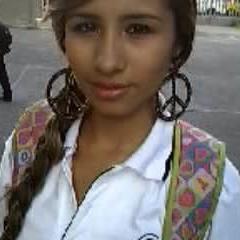 en la  vida solo tengo 3 cosas clara 1°quiero ser la mejor diseñadora de modas 2° amo el chocolate 3°no cambio por nada a Bruno Mars