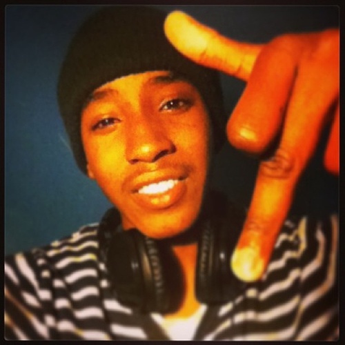 maccing wit ma dudes tryna get diss bread