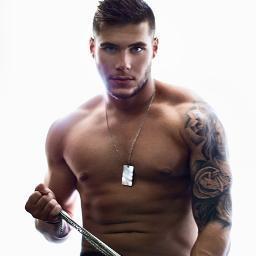 DaddyDom and a Lt in the USMC. Anything to keep myself in shape, Love the outdoors.