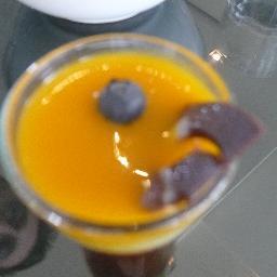 radenputeri's profile picture. 