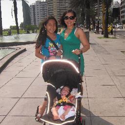 Eraaaaa Directioner 100% pero ya nooo , adoro a NatalieVertiz , loca es lo que la mayoria me dice, me rio demasiado, etc !!
