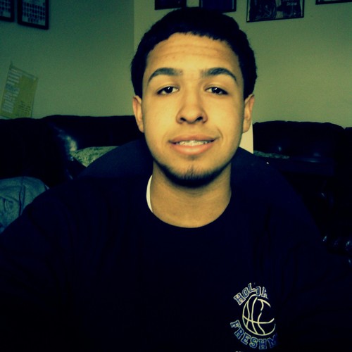 JoeSteez42's profile picture. Be Uncommon.