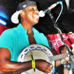 Se me desejas o mal te desejo o bem, se me desejas o bem te desejo o DOBRO..Deus é conosco

http://t.co/Ztg9Uyt40Z