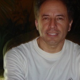 Neuropsicólogo, publicista. investigador del comportamiento humano.Tomador de mates amargos con mi viejo