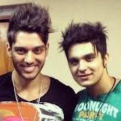 FC Feito 14/03/13 especialmente pros LINDOS:Luan Santana e Lucas Luccos q sao idolos q EU AMO @luansantana Seguiu_/_/13 @Lucaslucco seguiu 16/03/13 ME SEGUEM?!