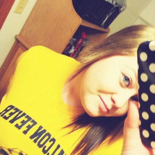19. Graduated. Taken. 5 tattoos. fourwheeling . party . (: