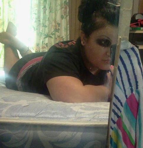 whoop whoop tha names ashley 20 tatted and pierced :)