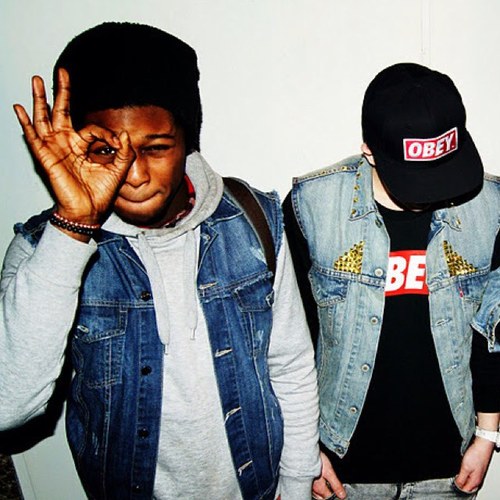 Wij tweeten pure swag! ♔ Can you handle the swag? ♔ Volgen is gratis!